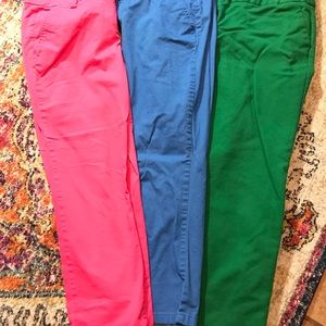 Ankle length or slightly cropped pants.